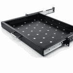Uitschuifbaar zwart 19-inch legbord met geperforeerd oppervlak en telescopische rails